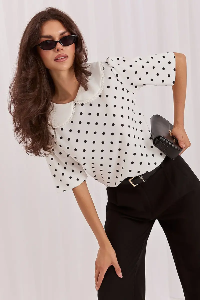 Blouse model 230152 Italy Moda