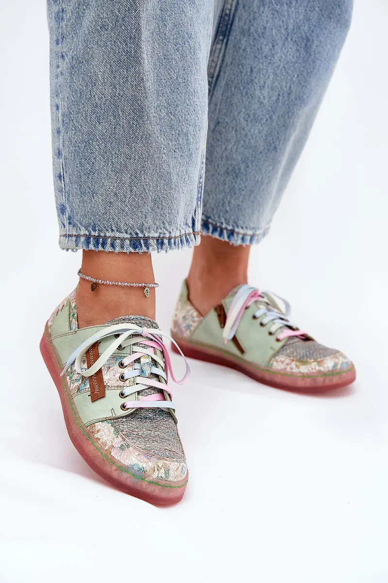 Low Shoes model 212553 Step in style