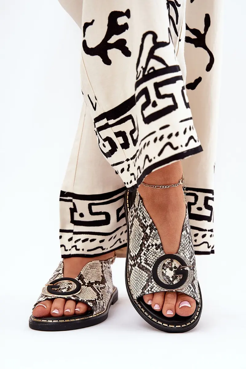 Sandals model 210139 Step in style