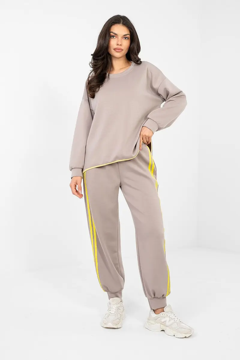 Set model 224610 Rue Paris