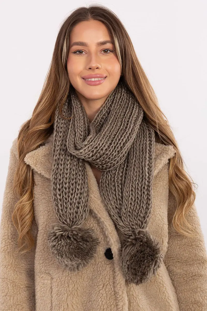 Shawl model 220397 AT