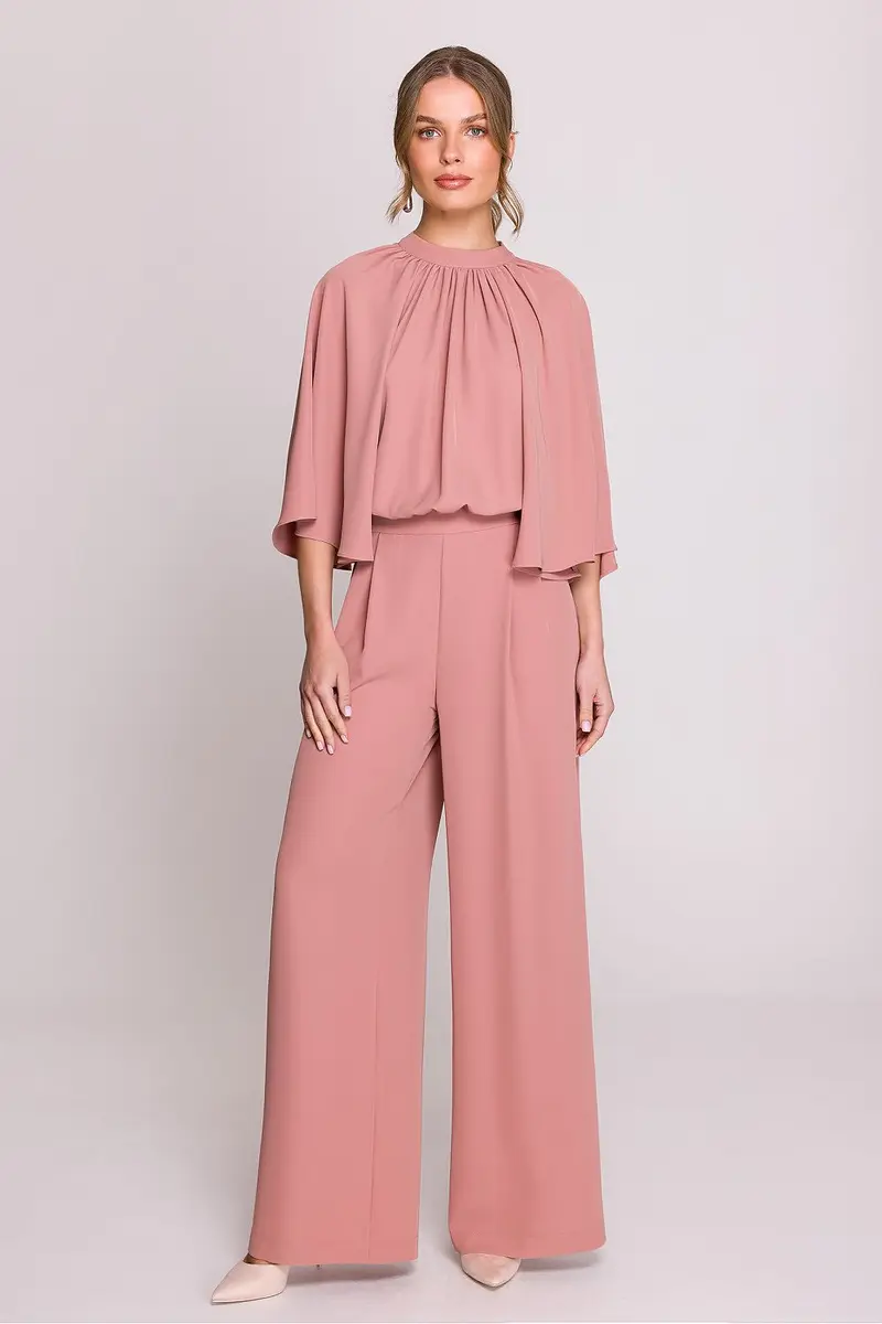 Suit model 209111 Stylove