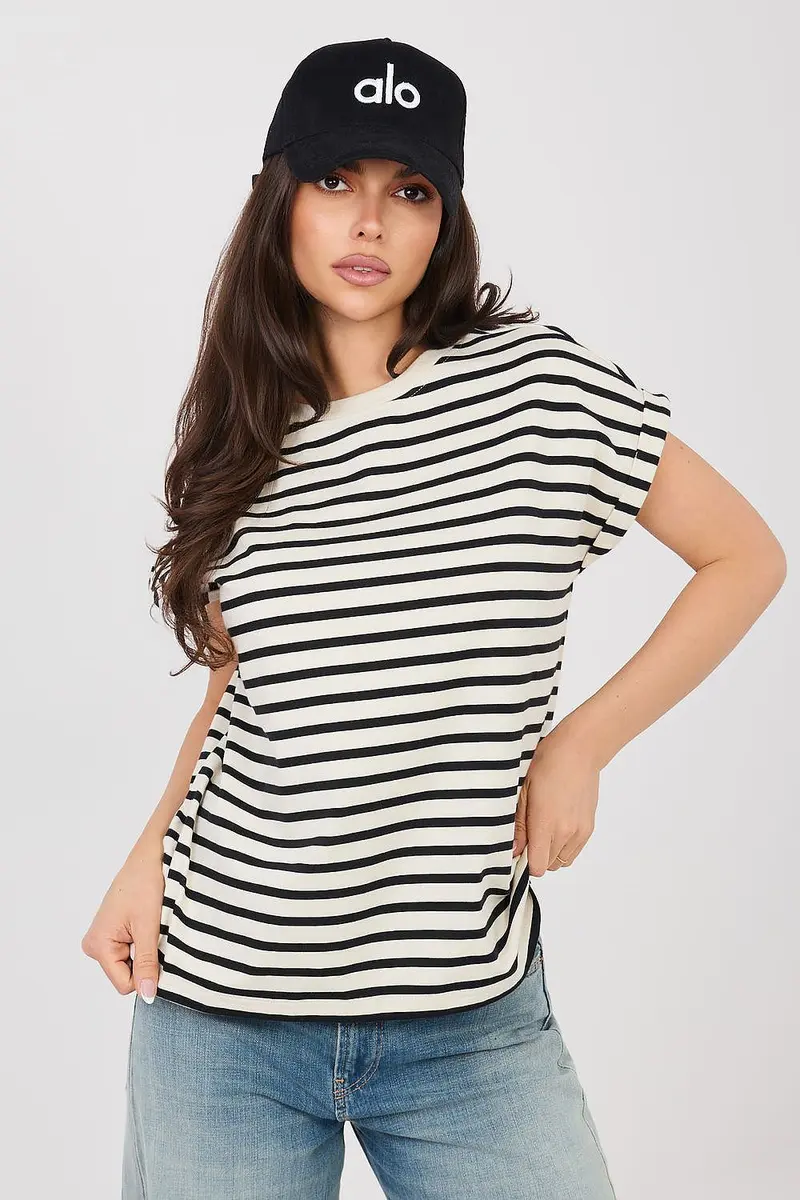 T-shirt model 225242 Sublevel